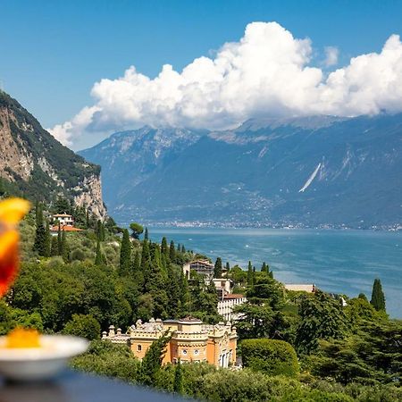 Hotel Meandro - Lake View Gargnano Exterior photo